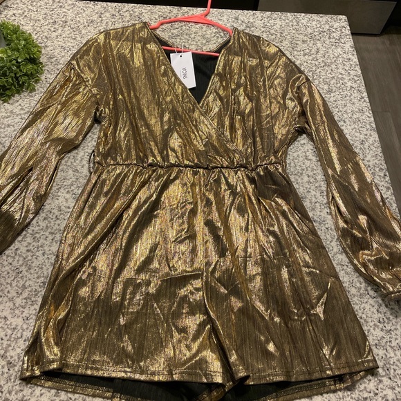 Pants - Gold long sleeve romper XXL